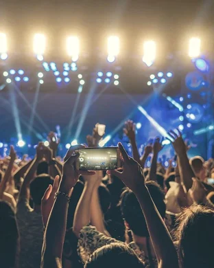 Live concert by Hortonfest