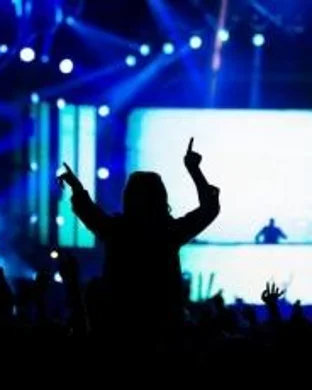 Bill & Gloria Gaither and Friends Homecoming